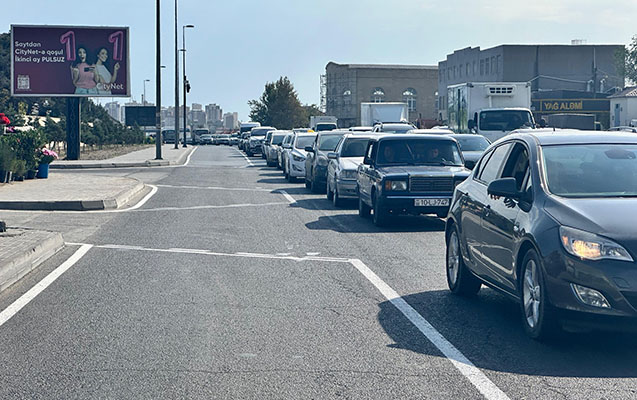 Zabrat yoluna avtobus zolağı çəkildi - Foto