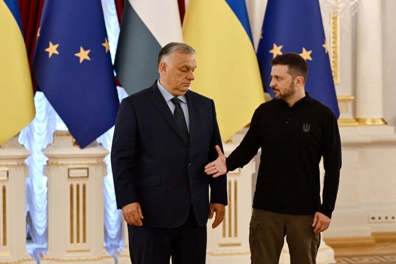 Zelenski: Rusiya ilə Ukrayna arasında Macarıstan vasitəçilik edə bilməz