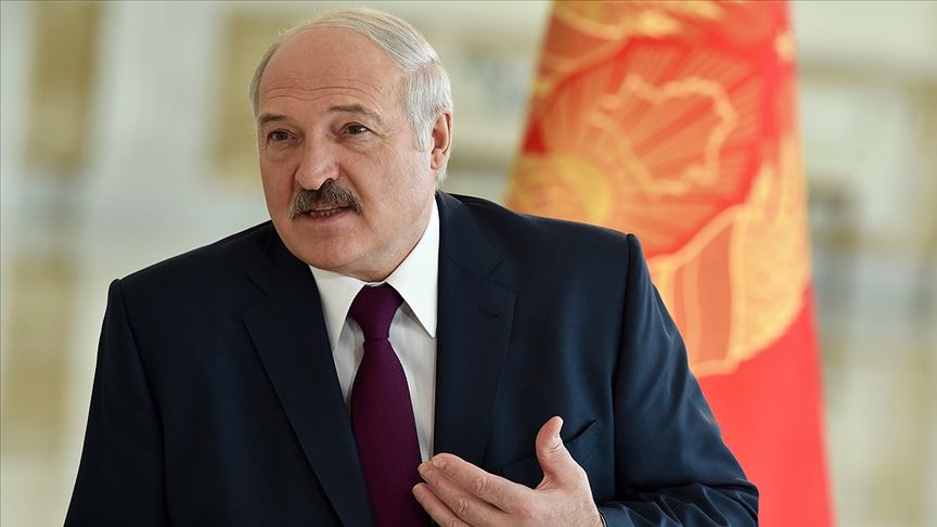 Lukaşenko: “Rusiyadan S-400 sistemləri ala bilərik”