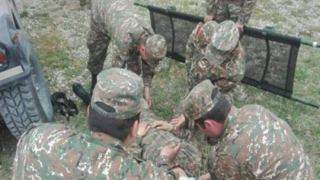 Naxçıvan istiqamətində düşmən hərbçisi VURULDU