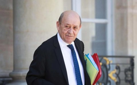 “Azərbaycan və Ermənistan XİN başçılarının görüşü müsbət addımdır” - Jan-İv le Drian