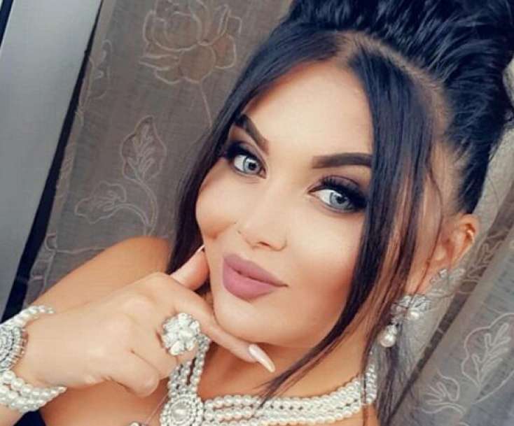 Təranə Qumralın müğənniliyə başlayan qızının otel görüntüləri - FOTO