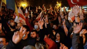 Tbilisidə aksiya: Saakaşvilini azad etməyə TƏLƏB EDİRLƏR