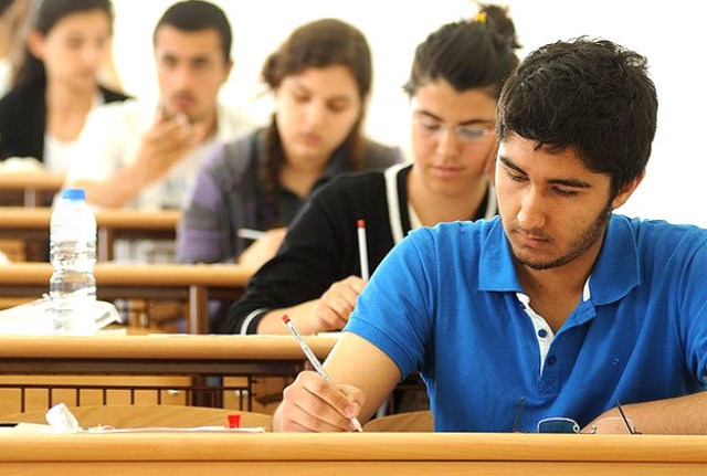 Tələbələrin köçürülməsi üzrə sənəd qəbulu yekunlaşıb