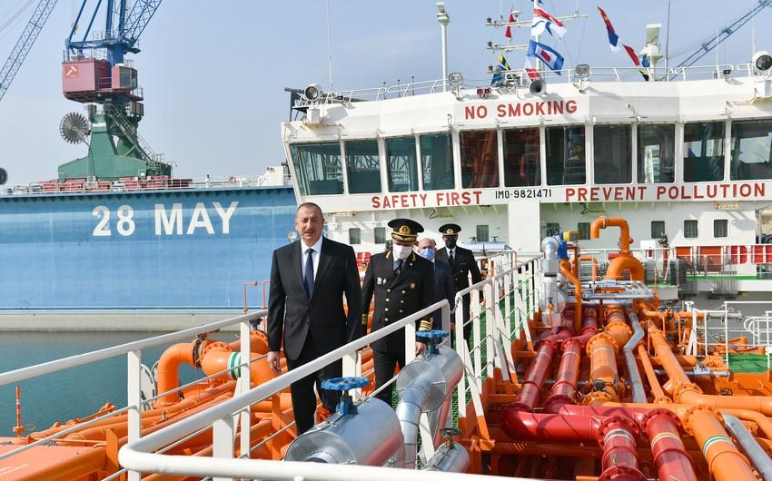 Prezident İlham Əliyev “Kəlbəcər” neftdaşıyan tankerin istismara verilməsi mərasimində iştirak etdi - FOTOLAR