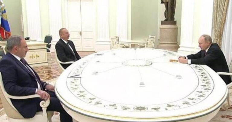 Kreml Rusiya, Azərbaycan və Ermənistan liderlərinin bu gün keçiriləcək görüşü barədə məlumat yayıb