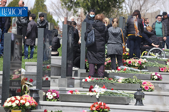 Ermənistanın baş naziri Nikol Paşinyana tələb qoyuldu: "Geniş miqyaslı rəngarəng şənlikdən" imtina edin