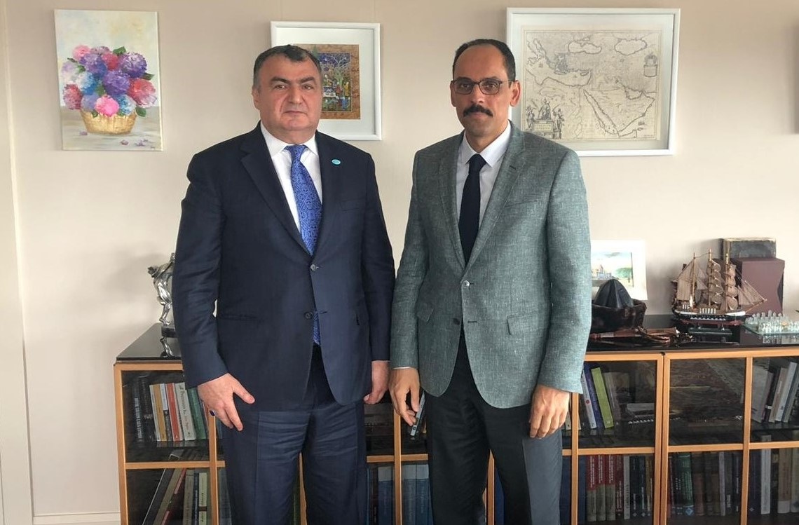 Ahıska türklərinin lideri Ziyəddin Kassanov Ərdoğanın sözçüsü ilə görüşdü - FOTO