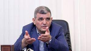 Deputat Baş nazirə etiraz etdi