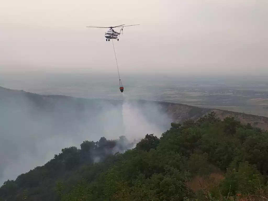 Xocavənddə yanğın: 2 helikopter cəlb edildi - Video