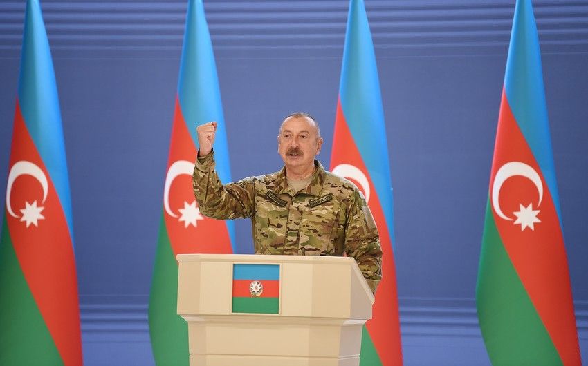 “Kişilikdən danışırsansa, gəl kişi kimi buraya”