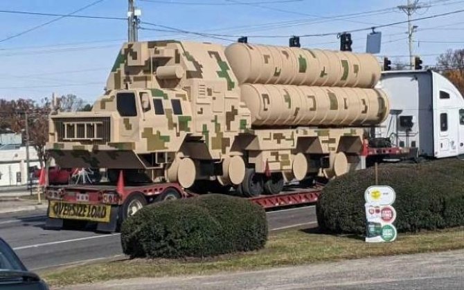 S-300-lər ABŞ küçələrində - FOTO