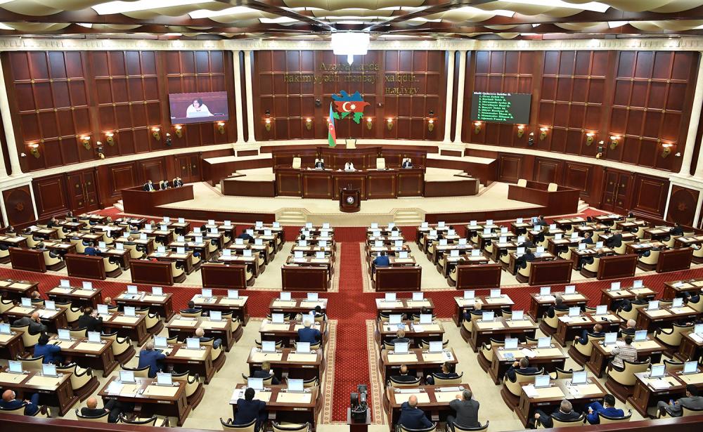 HÖKUMƏTİN NAĞDSIZ SOSİAL ÖDƏNİŞ BAZARLIĞI - Şəhid və qazilərin qanpulundan banklar bir milyondan çox qazanıblar