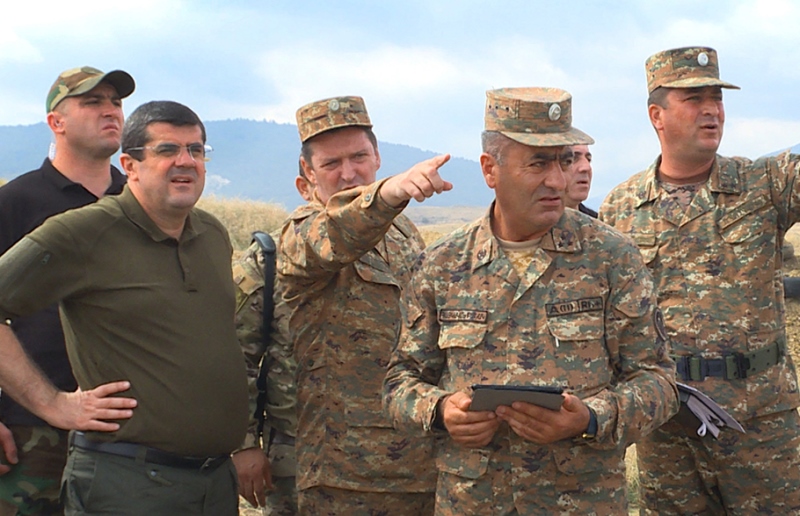 Ermənistan məğlubiyyətin günahkarlarını axtarır - Arayik və Cəlal Arutunyanlar həbs oluna bilər