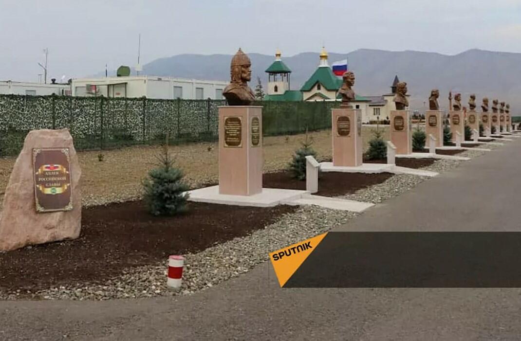 Qarabağda nə açılışlardır? Muradovun orda nə işi var?