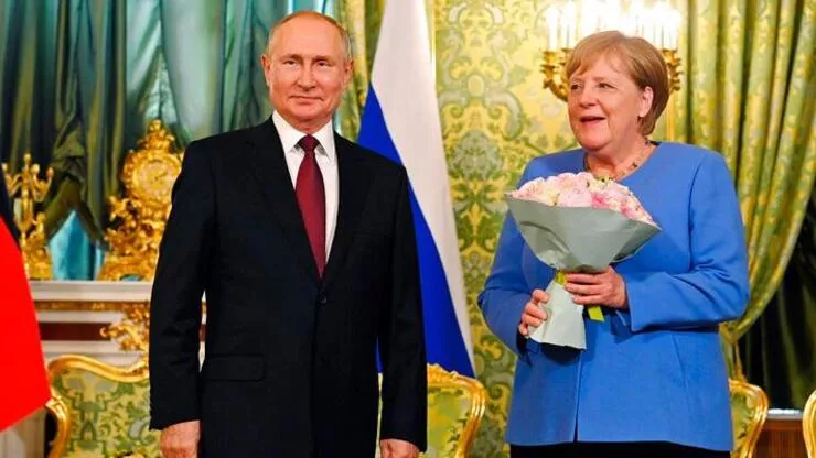 Merkelin Putinə zəngindən sonra vəziyyət düzəlir? İraq Kürdistanı Belarusdakı vətəndaşları üçün təyyarə göndərəcək - YENİLƏNDİ