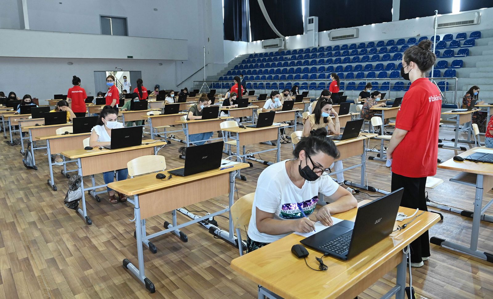 “Bəzi məktəb direktorları təhsil idarəetmə orqanları ilə əlbir olaraq vakant yerləri gizlədirlər”- ACI REALLIQ