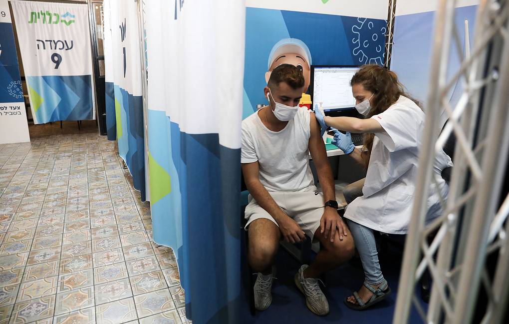 İsrailli ekspertlərdən xəbərdarlıq: Pfizer vaksini 6 aydan sonra təsirini itirir