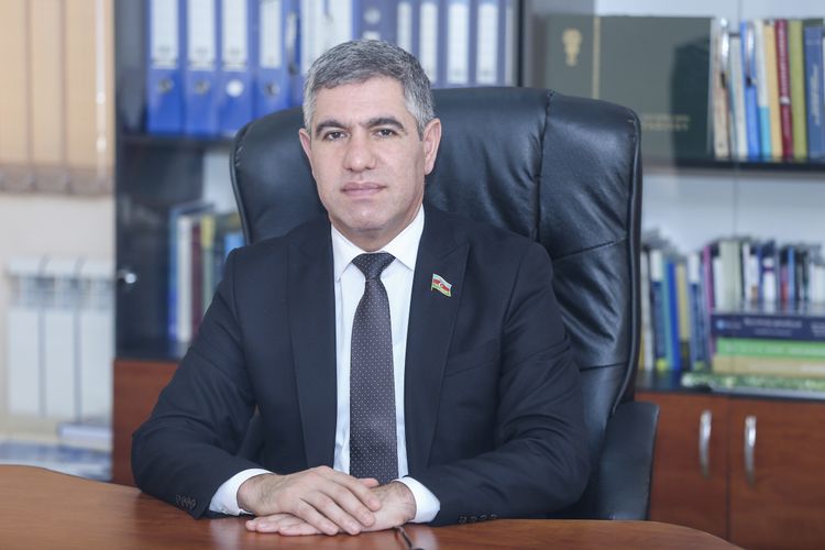 "Azərbaycanda pensiya yaşı tamam olmadan pensiyaya çıxmaq imkanı reallaşa bilər" - VÜQAR BAYRAMOV 