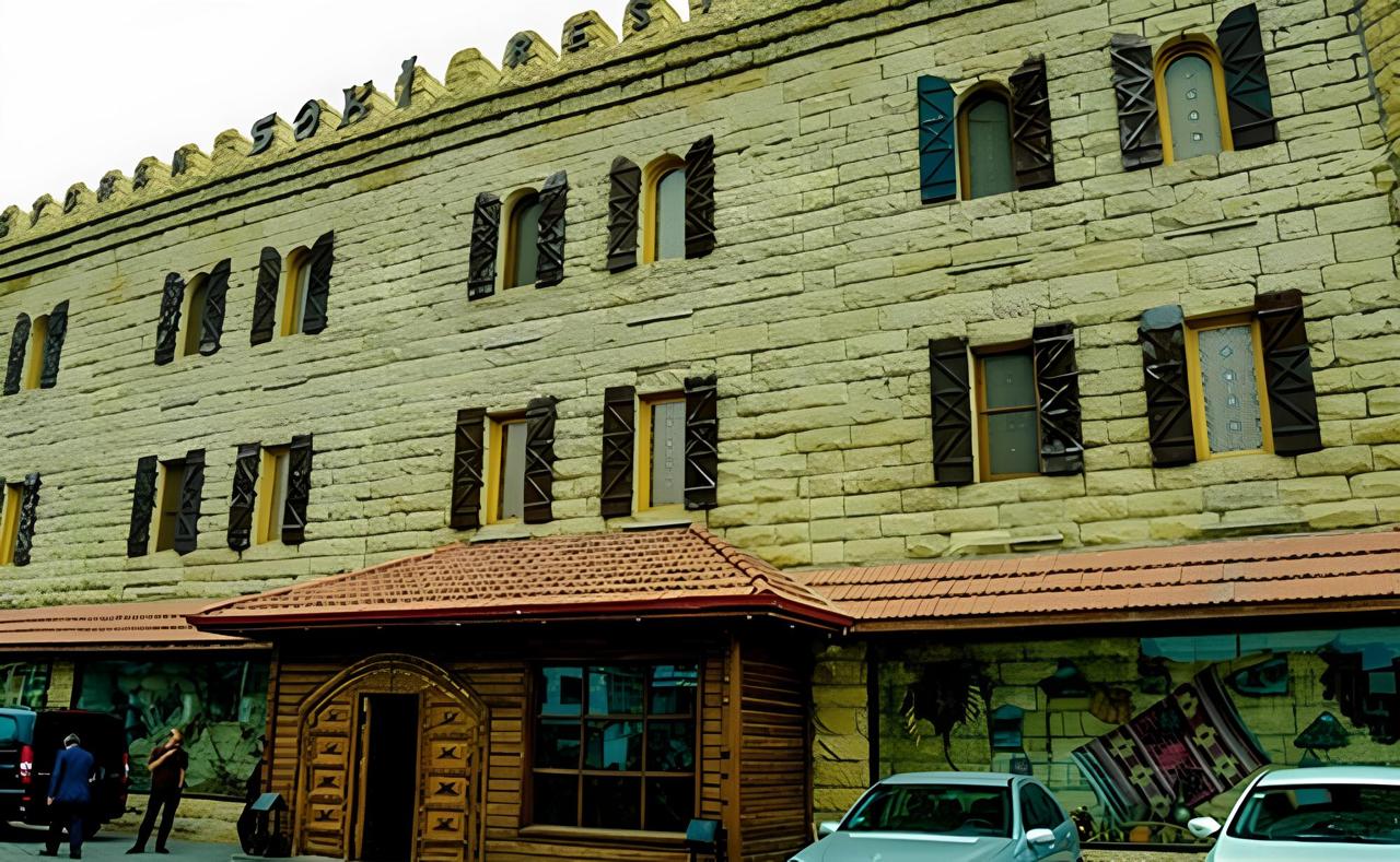 "Şəki" restoranının neçəyə satıldığı bilindi - Fantastik məbləğ