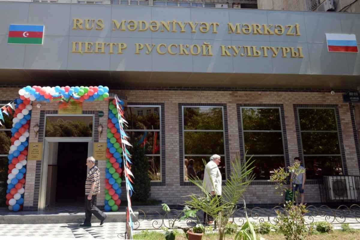 Rus Mədəniyyət Mərkəzi qanuna əməl etmir?