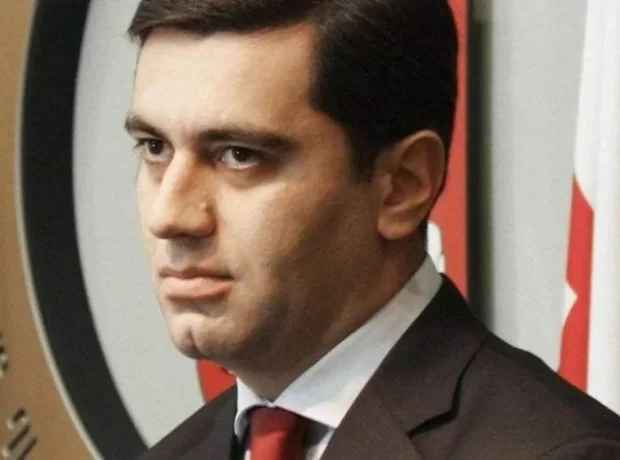 Sabiq müdafiə naziri həbs edildi