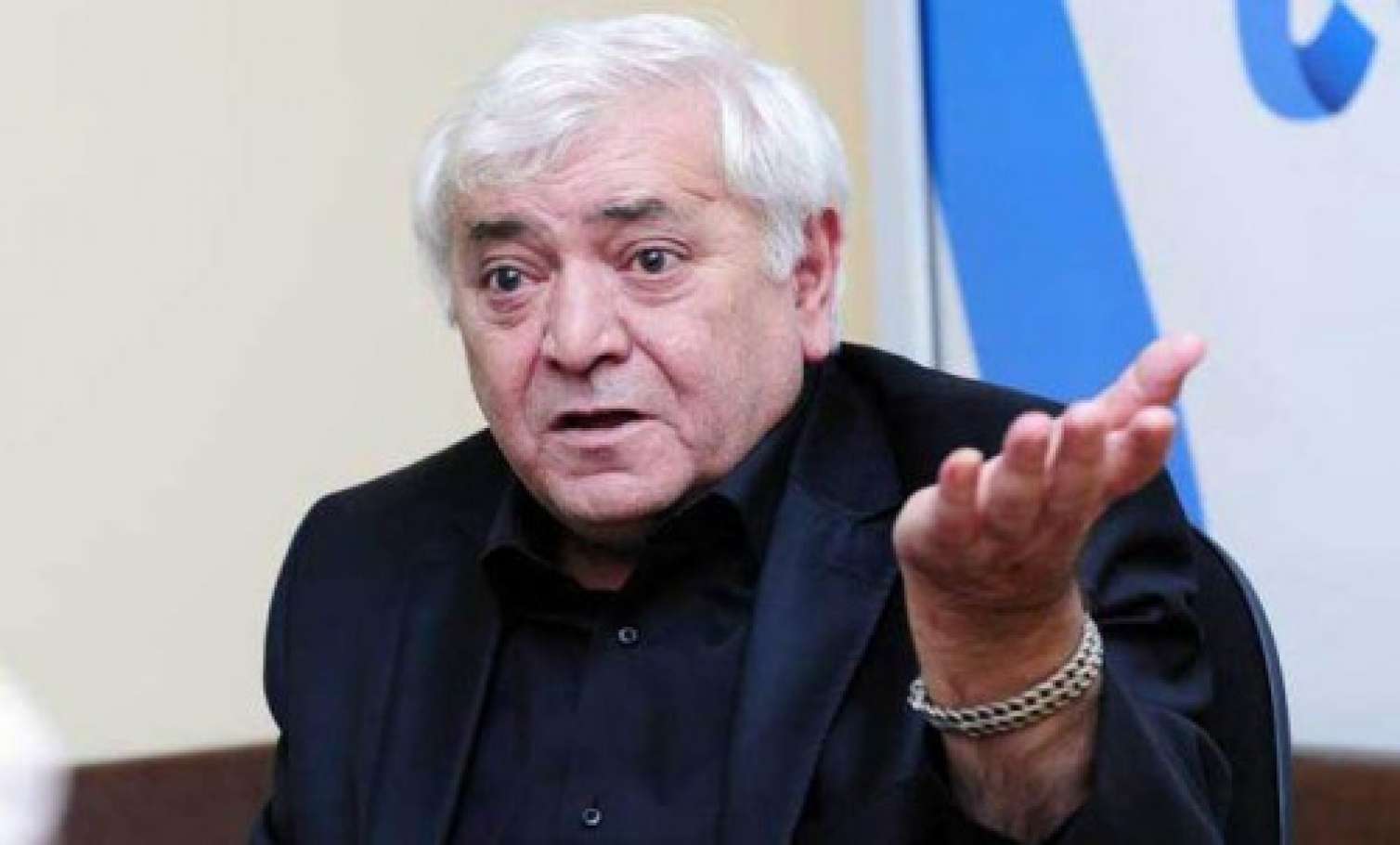 Aqil Abbas polislərin maaşının artırılmasını istəyir - "Ən az maaşı onlar alır"
