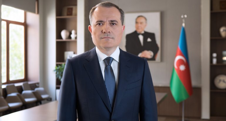 Azərbaycan Ermənistan və Fransaya çağırış edib