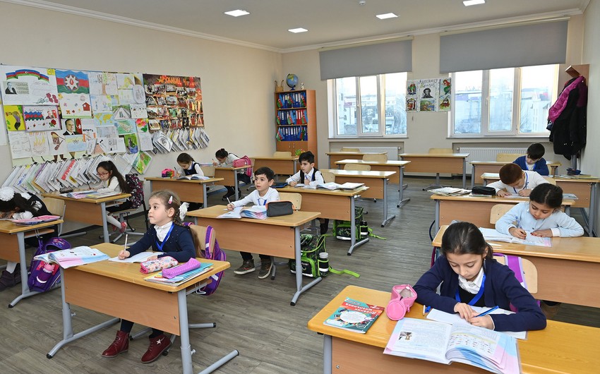 Sabahdan şagirdlərin yerdəyişməsi müvəqqəti dayandırılacaq