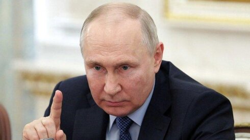 Putin gecə 2-nin yarısı medianı niyə Kremlə təcili topladı?