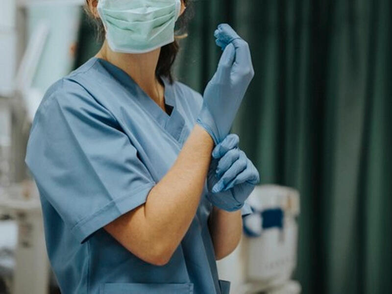 Koronavirus bu ölkədə yenidən sürətlə yayılır - Yoluxma sayı 5 qat artdı
