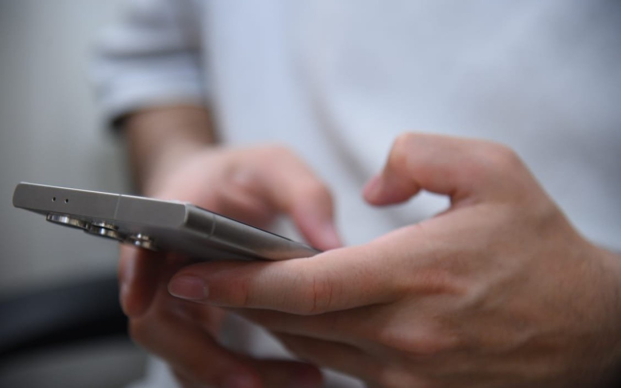 Azərbaycana gətirilən 1 ədəddən artıq mobil telefonlara 100 manat aksiz vergisi tətbiq ediləcək