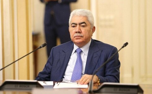 Deputatın alayarımçıq PARK ƏCƏMİ layihəsi... - "3-4 aya yaxın müddət keçib..."