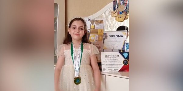 7 yaşında 21 medal qazanan azərbaycanlı şagird FOTO
