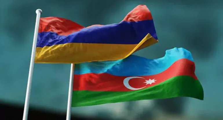 Paşinyan Azərbaycan və Ermənistan arasında anklavlar məsələsindən danışıb