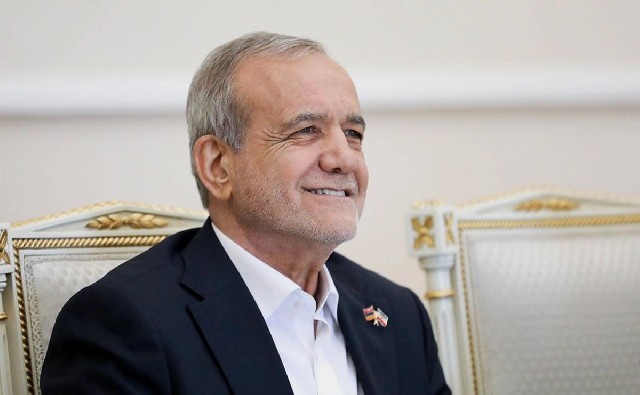 Məsud Pezeşkiandan ittihamlara cavab: "Günahkar bizik, onlarda təqsir yoxdur" – VİDEO