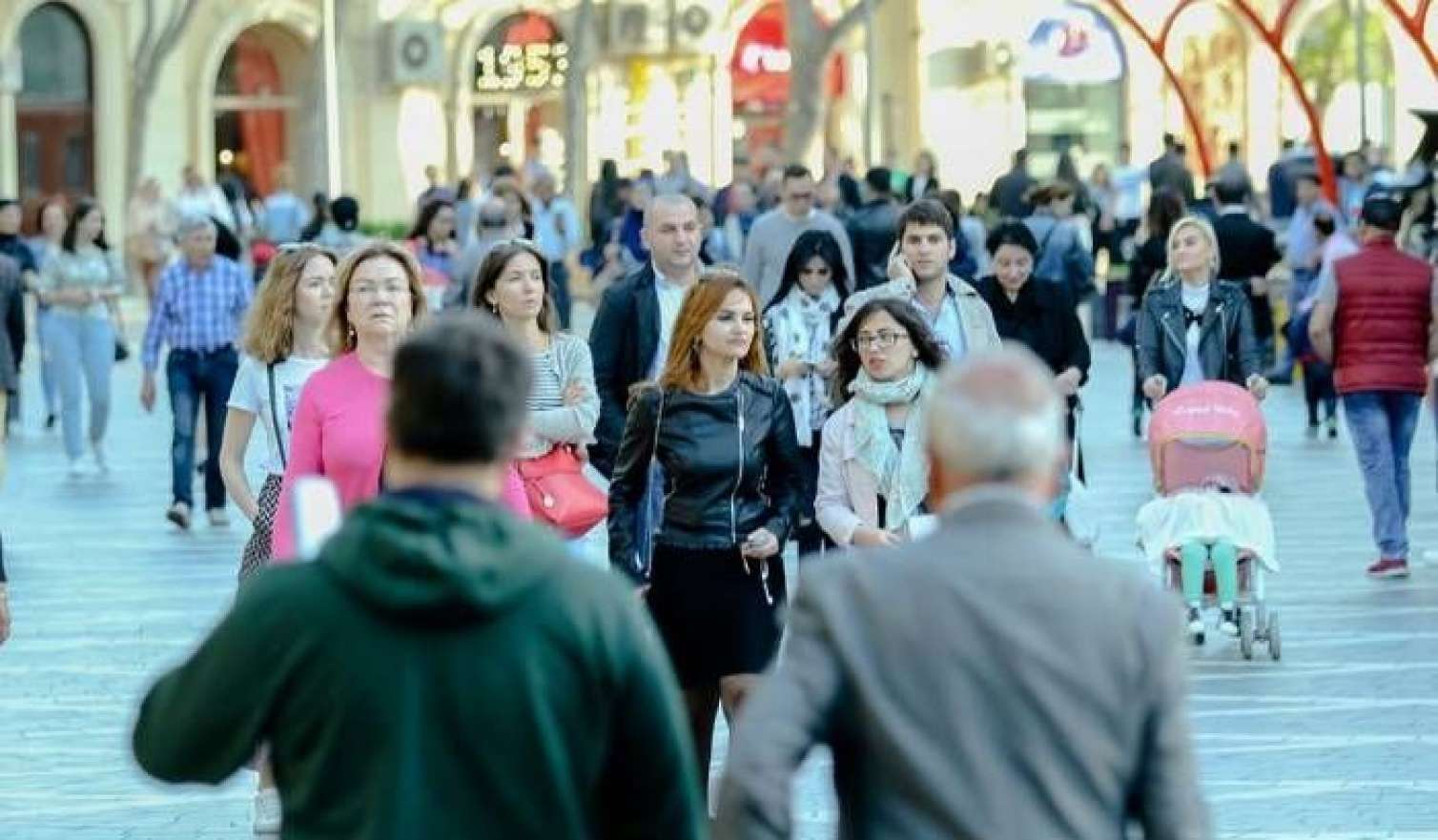 Bakı əhalisinin nəzərinə: İş vaxtları dəyişir, kimlərə təsir edəcək?