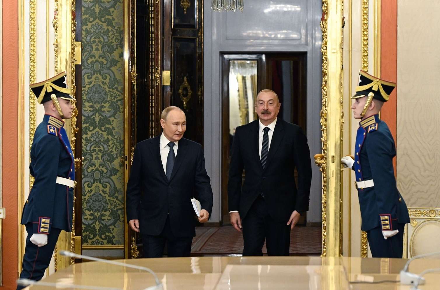 Putin Əliyevlə buna görə görüşmək istəmədi - Politoloq