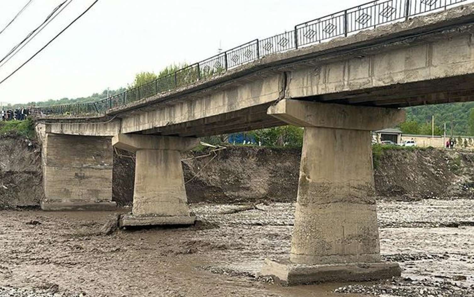 Körpü çökdü, 30-dan çox kəndin yolu bağlandı- SON DƏQİQƏ