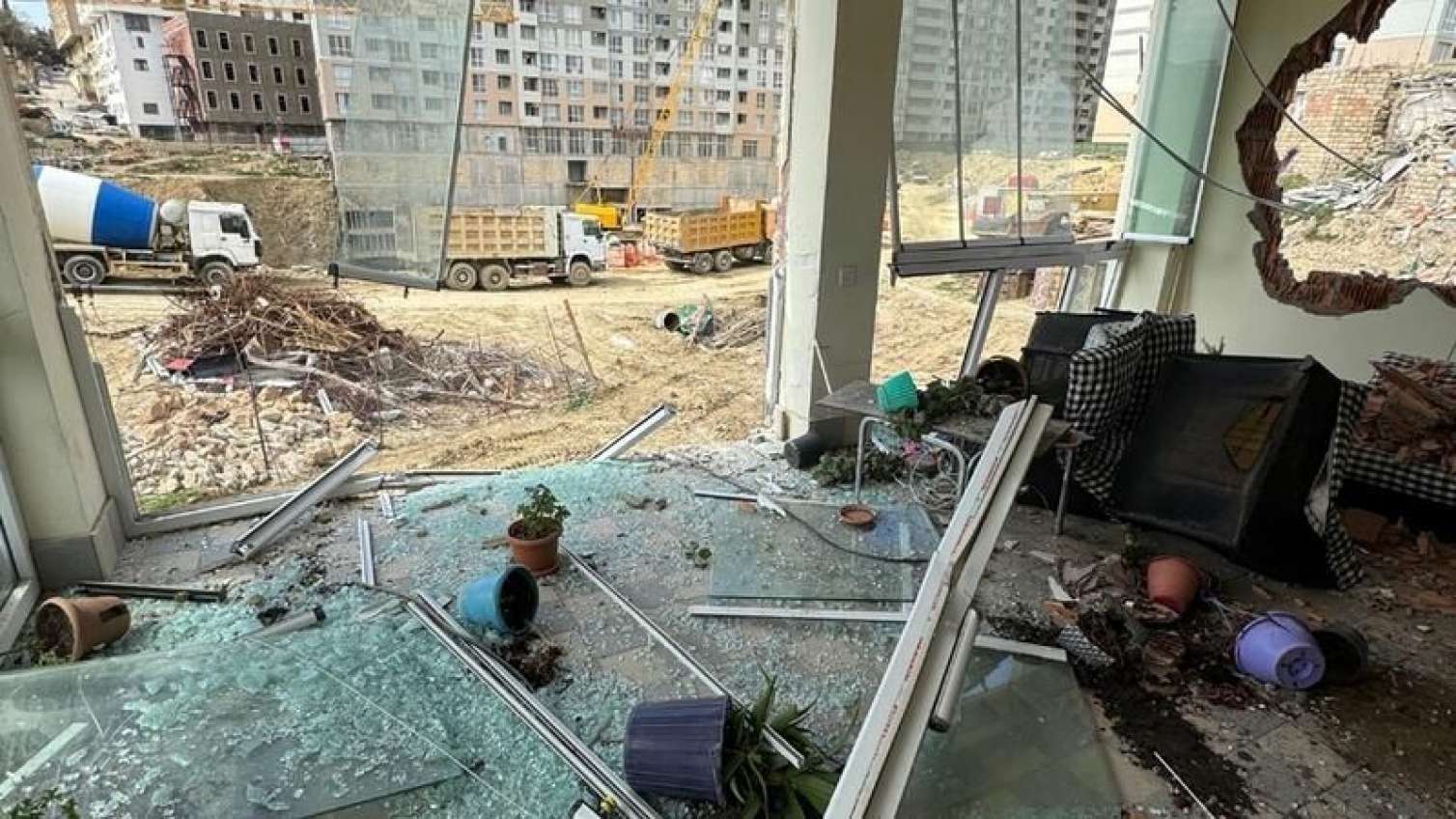 Alatavadakı mülkün sahibi və “Melissa Group” razılaşdı: 1 260 000 manat...