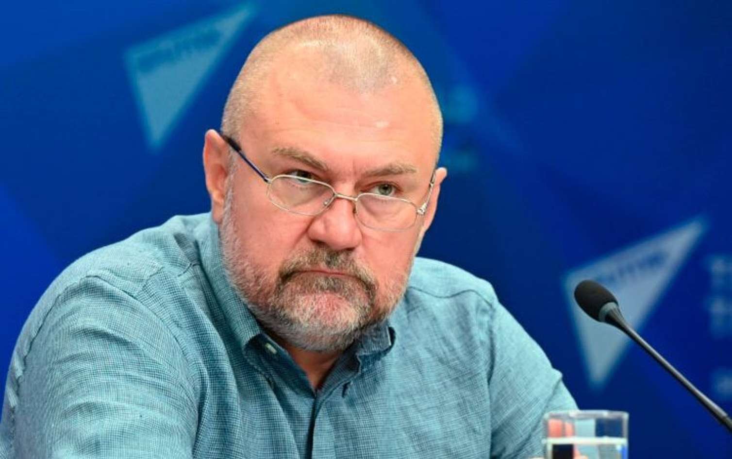 Rus məmur rəsmi Bakını işğalla TƏHDİD ETDİ