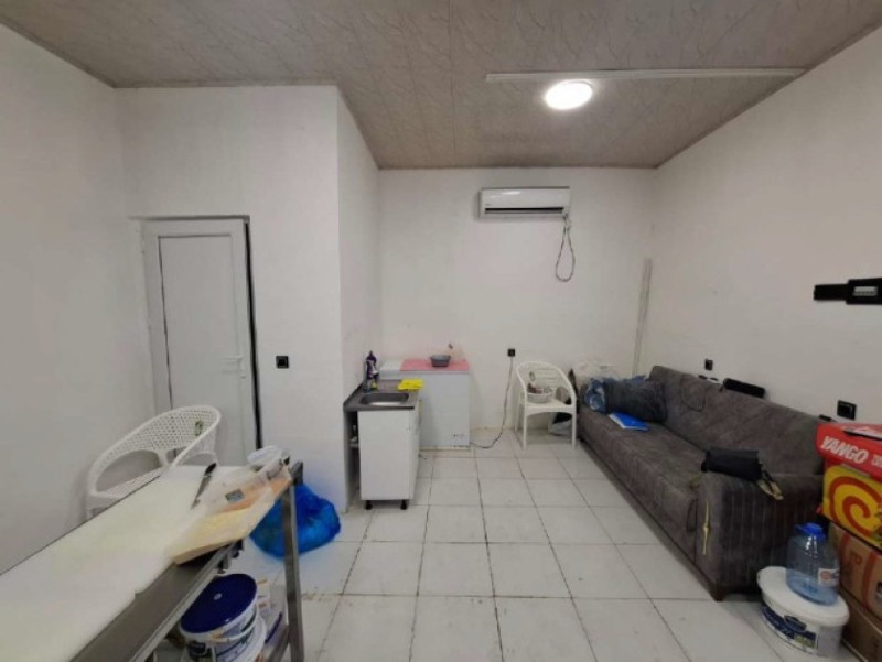 Bakıda bu müəssisə bağlandı - FOTOLAR