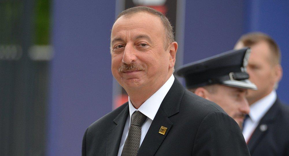 İlham Əliyev Tailand kralını təbrik etdi