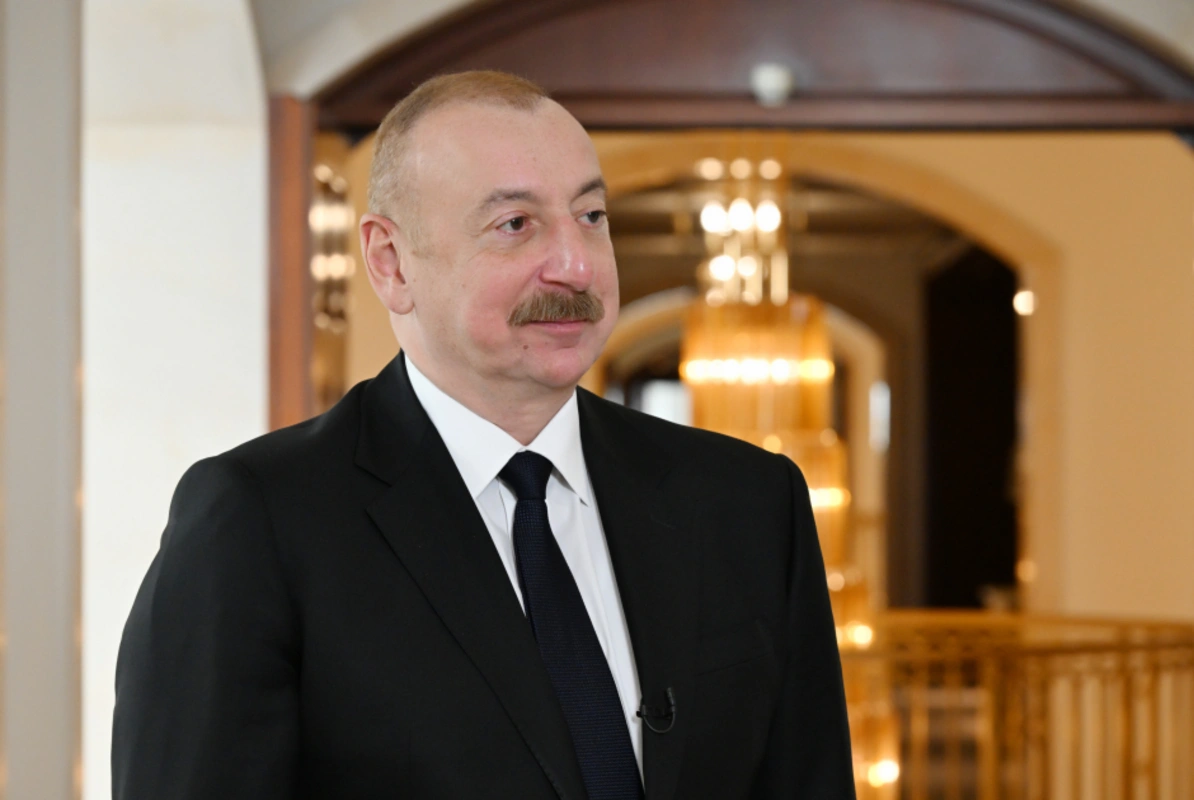 İlham Əliyev keniyalı həmkarını təbrik etdi