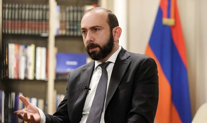 Bakı etiraz etmişdi, Mirzoyan AB səfirləri ilə müzakirə etdi