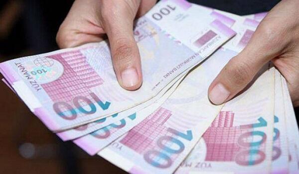 Bu şəxslərə 1000 manat bayram mükafatı verildi