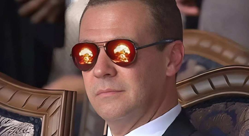 Medvedev: Avropa soyğunçuluq etməkdən çəkinirdi