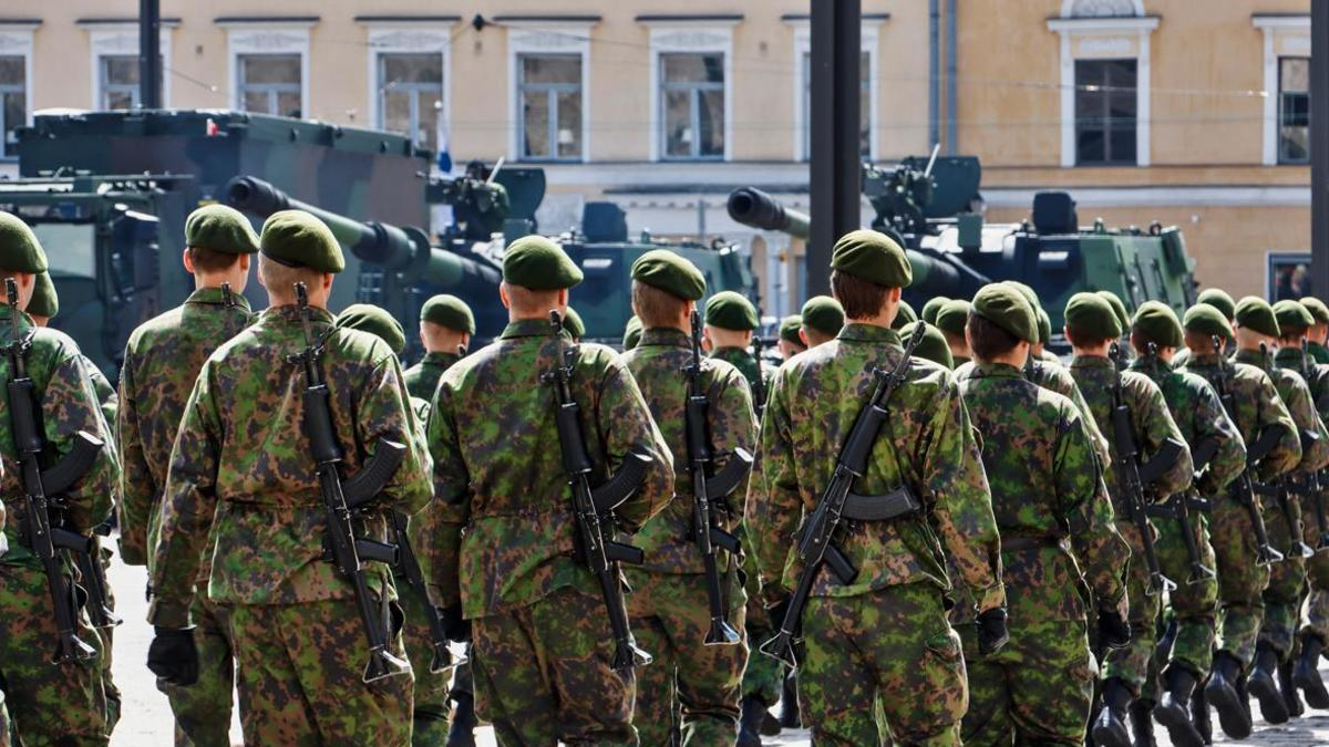 Finlandiya Rusiya ilə müharibəyə hazırlaşır - ABŞ isə qazanc əldə edir