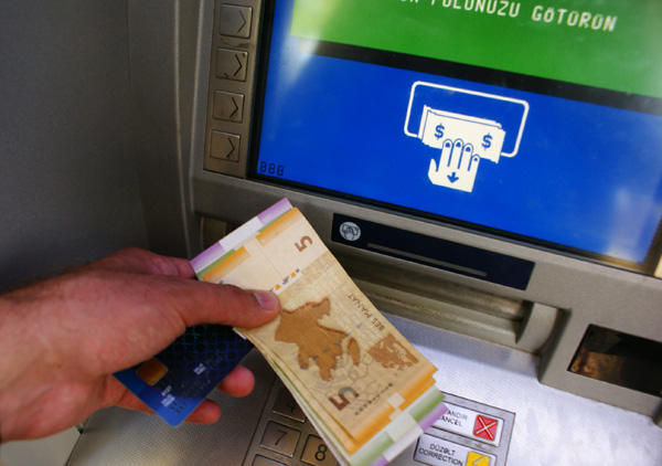 Müavinətlər ödənildi: 200 manat yardım nə vaxt veriləcək?