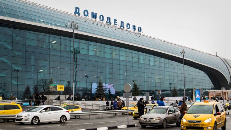 Moskvadan Gəncəyə uçan təyyarə üç saatdan çox yubanıb - SƏBƏB